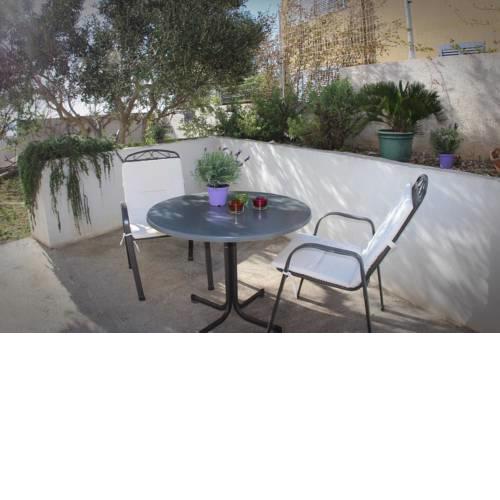 Studio Hvar 12353b