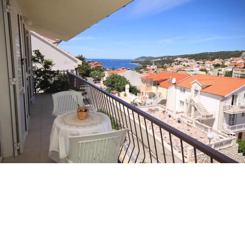 Studio Hvar 4004a