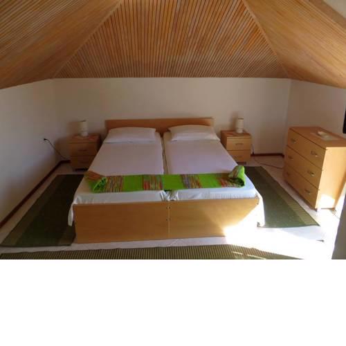 Studio Jelsa 11319b