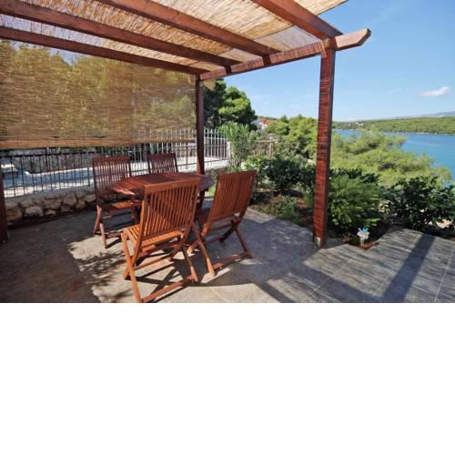 Studio Jelsa 5723a