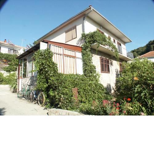 Studio Jelsa 584a