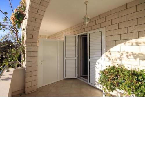 Studio Kastel Kambelovac 8627g