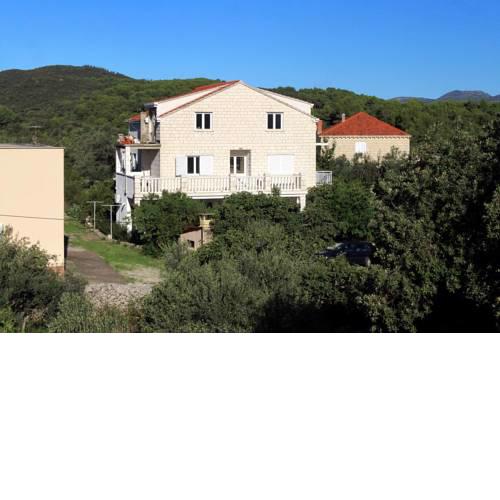 Studio Lumbarda 9298a