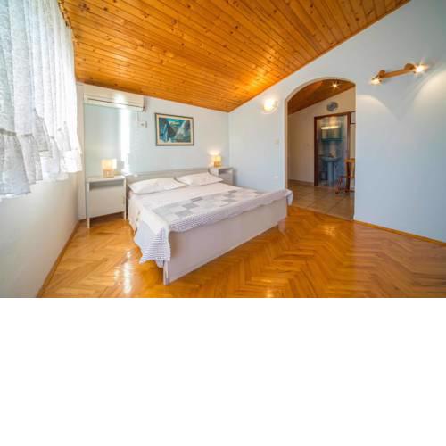Studio Mali Rat 16437a