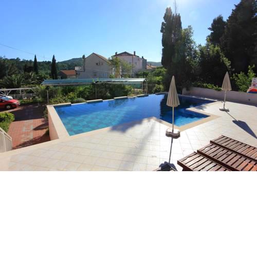 Studio Mlini 8579c
