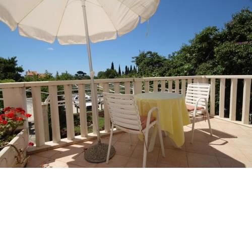 Studio Mlini 8835a