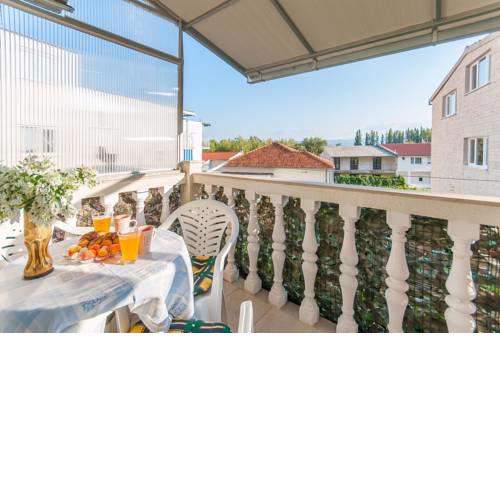Studio Omis 14422a