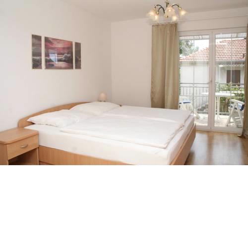 Studio Orebic 4490a