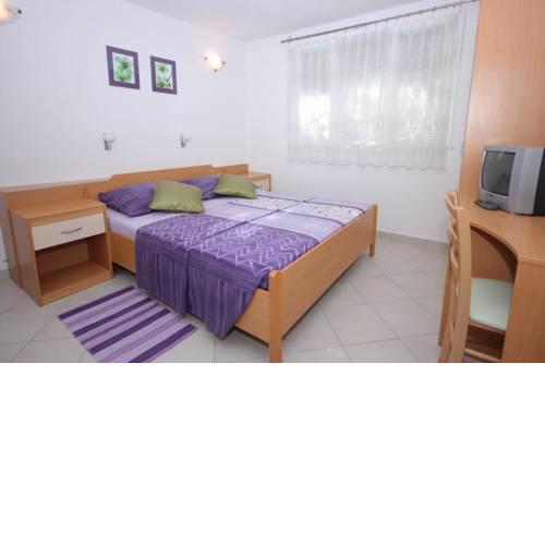Studio Slano 8608b