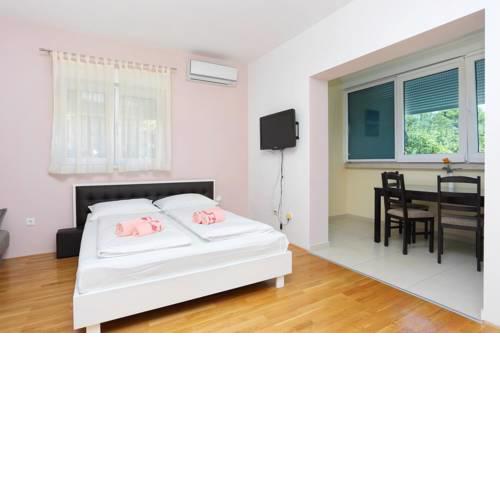 Studio Split 11623a
