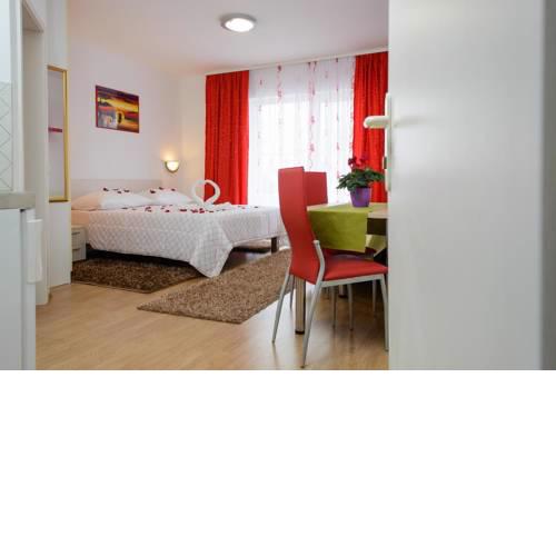 Studio Trogir 15440a