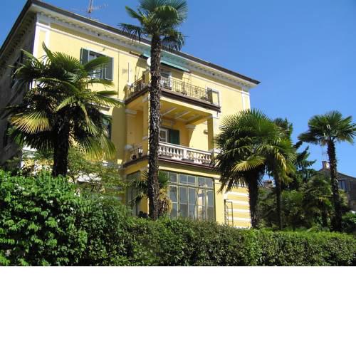 Studio Villa Mir