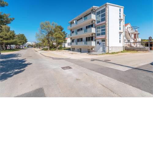 Stunning apartment in Biograd na Moru with WiFi