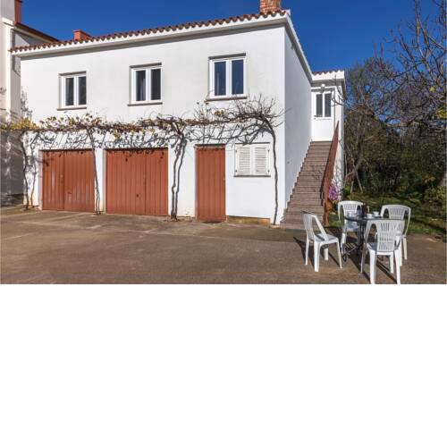 Stunning apartment in Fazana with 2 Bedrooms