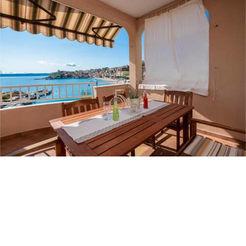 Stunning apartment in Igrane with 3 Bedrooms