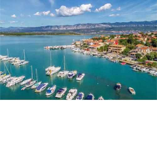 Stunning apartment in Klimno w/ 1 Bedrooms