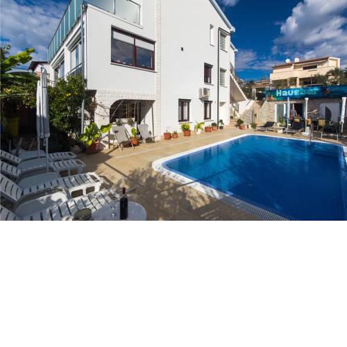Stunning apartment in Krk w/ Outdoor swimming pool and 2 Bedrooms