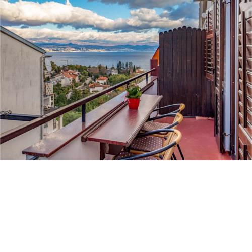 Stunning apartment in Lovran w/ 1 Bedrooms