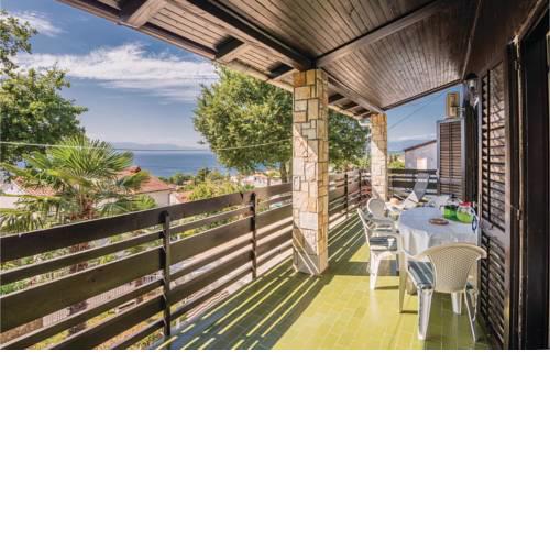 Stunning apartment in Njivice w/ WiFi and 2 Bedrooms