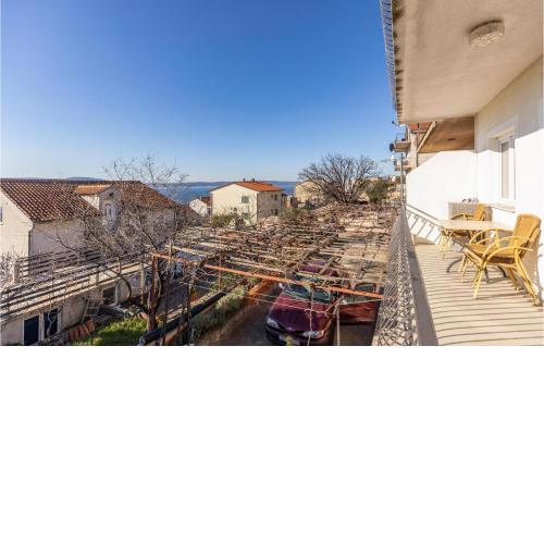 Stunning apartment in Novi Vinodolski with WiFi and 2 Bedrooms
