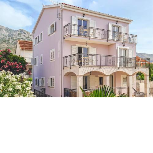 Stunning apartment in Orebic with WiFi and 1 Bedrooms
