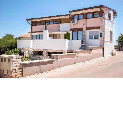 Stunning apartment in Pomer with WiFi and 1 Bedrooms