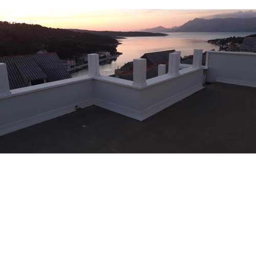 Stunning apartment in Povlja with WiFi and 3 Bedrooms