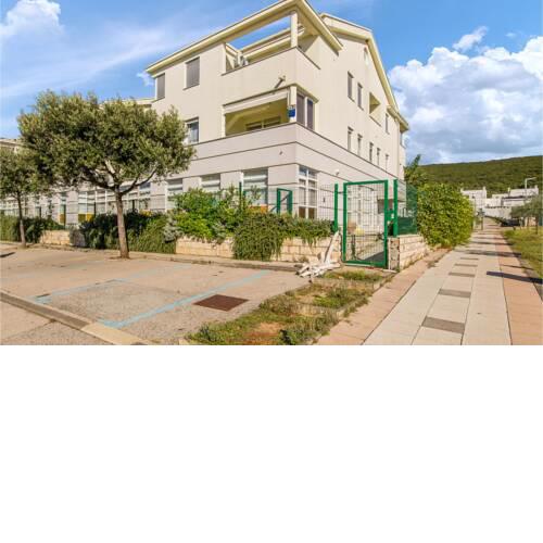 Stunning apartment in Punat with 2 Bedrooms