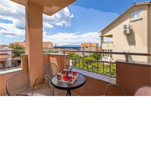 Stunning apartment in Radici with WiFi and 2 Bedrooms