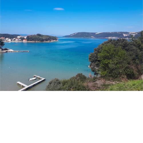 Stunning apartment in Supetarska Draga with WiFi and 2 Bedrooms