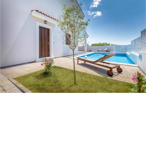 Stunning home in Betiga with Outdoor swimming pool and 2 Bedrooms