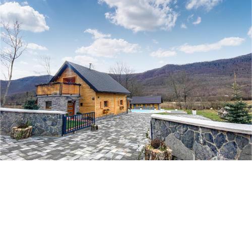 Stunning home in Buzim with Sauna, WiFi and Outdoor swimming pool