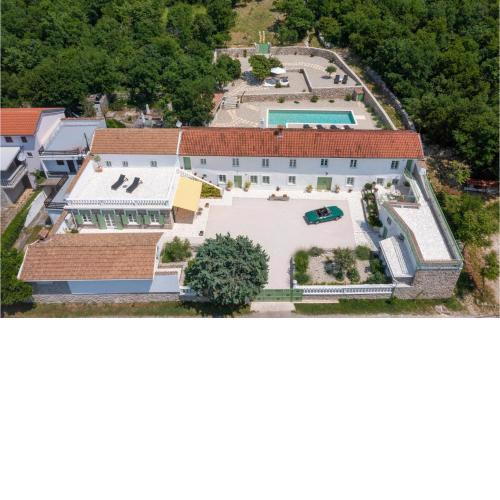 Stunning home in Jadranovo with Outdoor swimming pool, WiFi and 5 Bedrooms