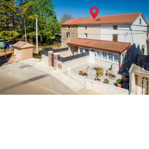 Stunning home in Kastelir with Sauna and 2 Bedrooms