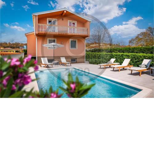 Stunning home in Marcana w/ Outdoor swimming pool and 4 Bedrooms