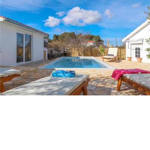 Stunning home in Nerezisca w/ Outdoor swimming pool, WiFi and 3 Bedrooms