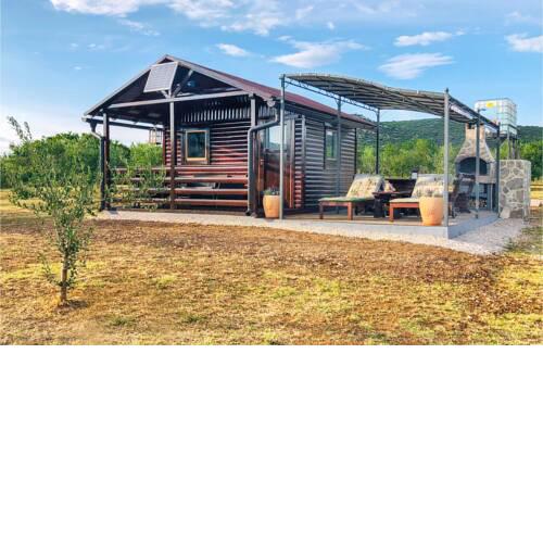Stunning home in Pirovac with