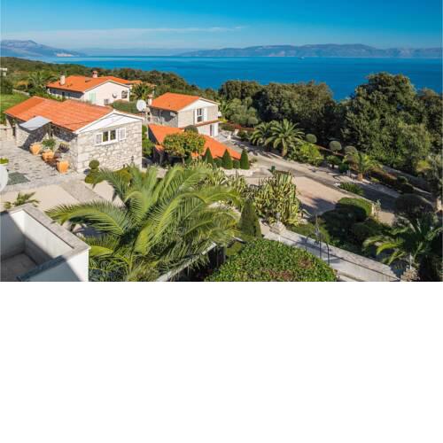 Stunning home in Ravni with WiFi and 1 Bedrooms