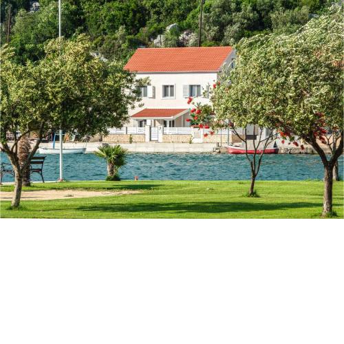 Stunning home in Rogotin with WiFi and 4 Bedrooms
