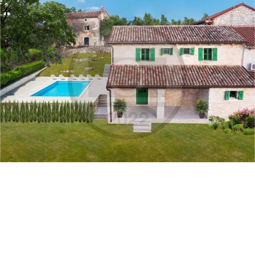 Stunning home in Sorici with 3 Bedrooms
