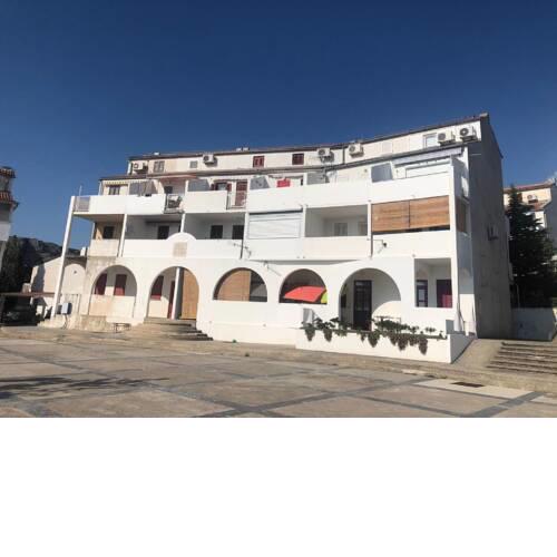 Stylish Apartment in Stinica near Pudarica Beach