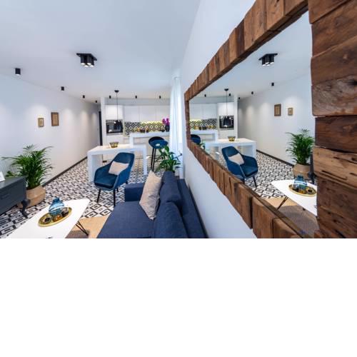 Sun and stone apartment