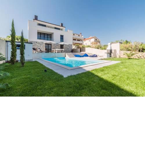 Sun & Sea Luxury apartments