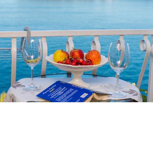 SunDeck Comfort Apartment