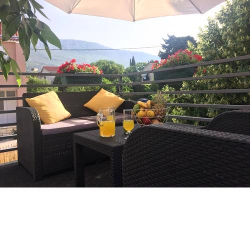 Sunflower-beautiful modern apt w terrace&garden