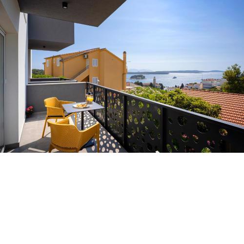 Sun&Lux Resort - Hvar