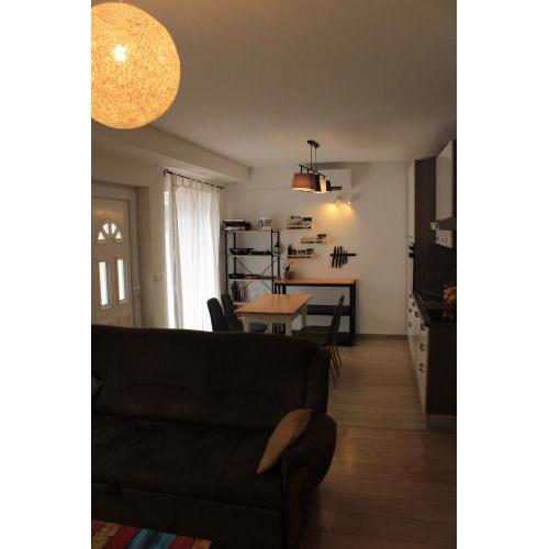 Sunny Apartment for 2