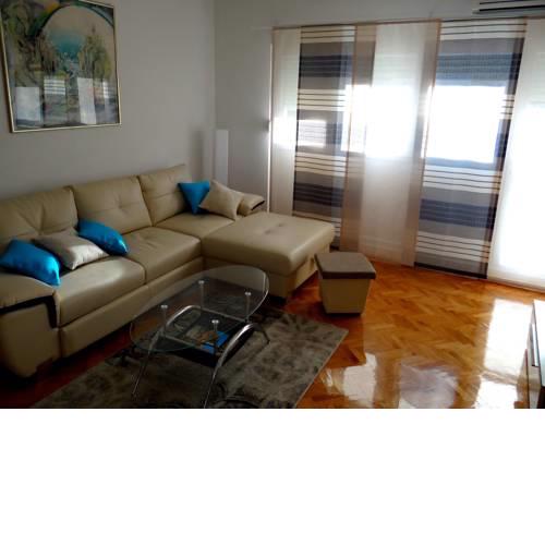 SUNNY apartment in the city centre
