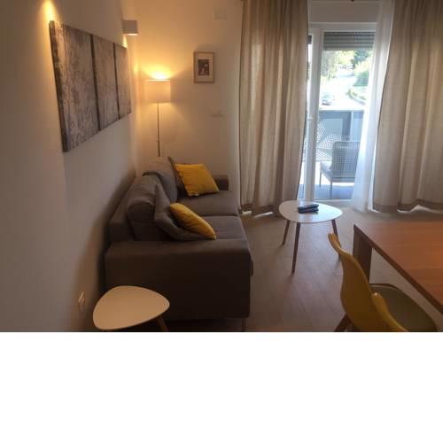 Sunny Apartment Remy