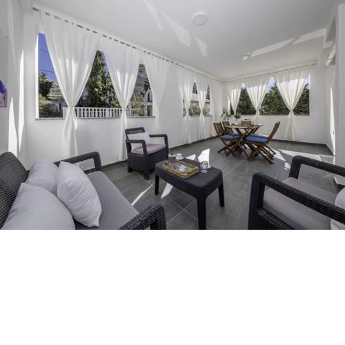 Sunny Apartments Rab